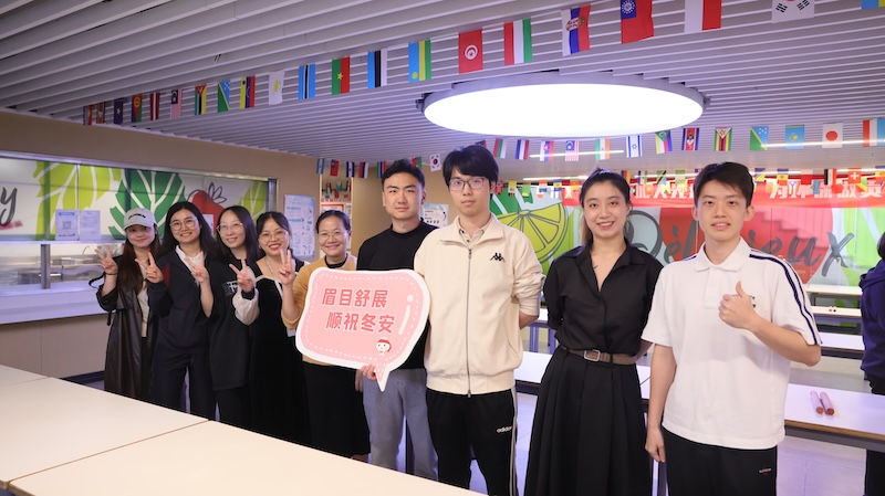 825cdd7f85a29d0232003650cd320ccd.jpg 2V5A7050.JPG