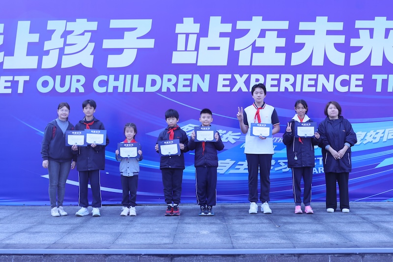 70978f32e77cb7801a366c59c1607b81.jpg 2V5A3132.JPG