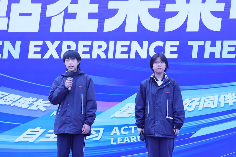 9d1540bc7c879473275a1d4262dc1e2f.jpg 2V5A4807.JPG