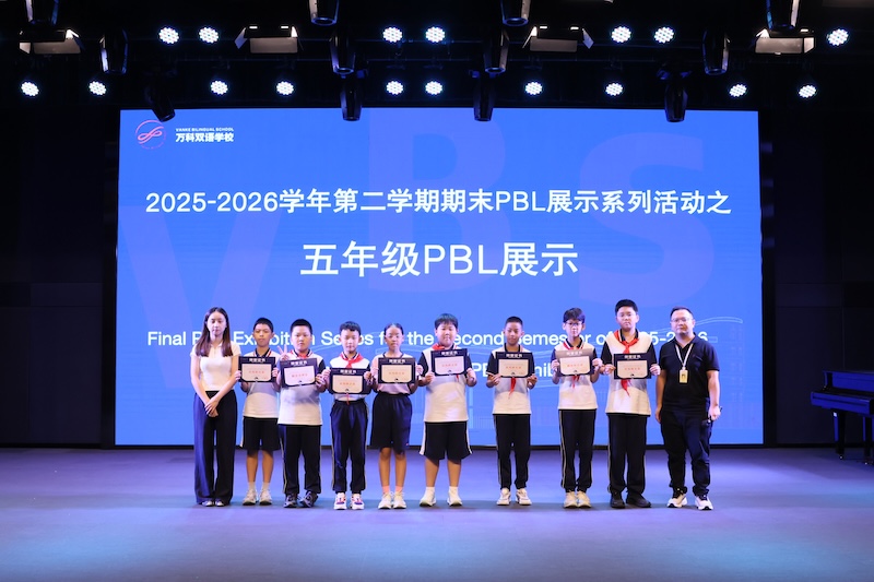 8fe42fa8aee240f56c9d7945ea7be624.jpg 2V5A7916.JPG